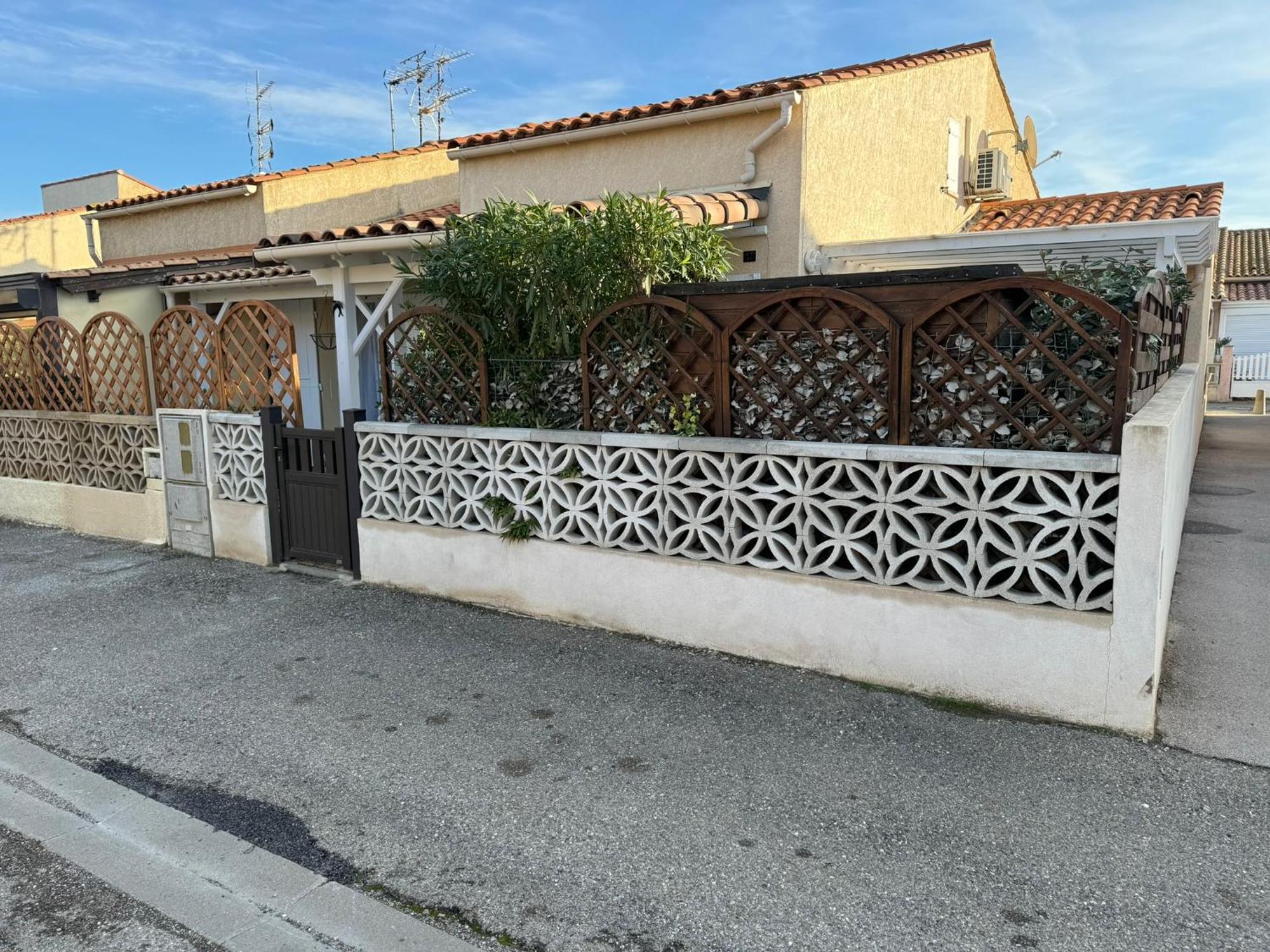 Maison Tout Confort, Bord De Mer Avec Parking Prive Gruissan Ngoại thất bức ảnh