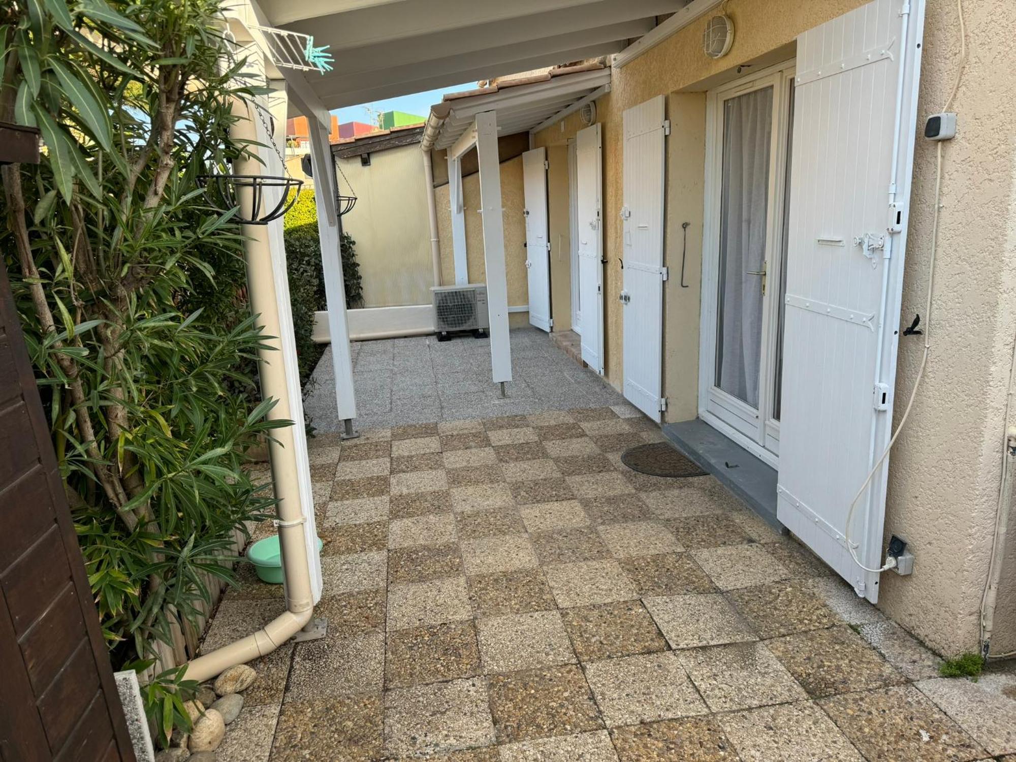 Maison Tout Confort, Bord De Mer Avec Parking Prive Gruissan Ngoại thất bức ảnh